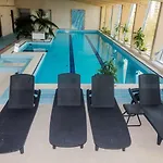 Hotell Lycium - Handwritten Collection